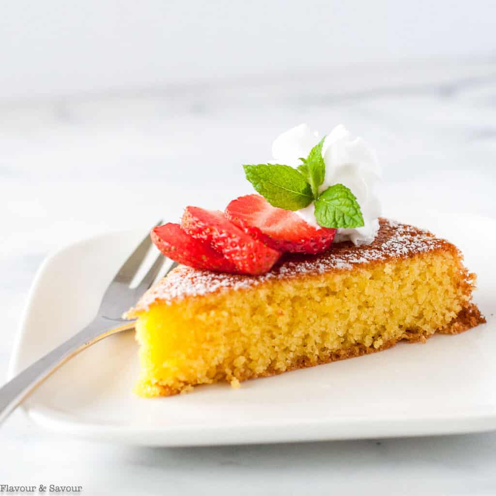 One Bowl Flourless Lemon Almond Cake