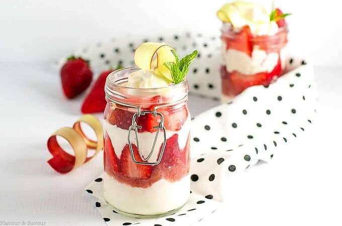 Skinny Strawberry Rhubarb Parfait with Yogurt - Flavour and Savour