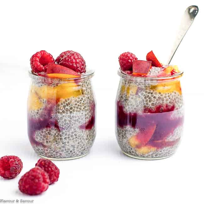 https://www.flavourandsavour.com/wp-content/uploads/2018/07/Mini-Raspberry-Peach-Chia-Seed-Pudding-sq.jpg