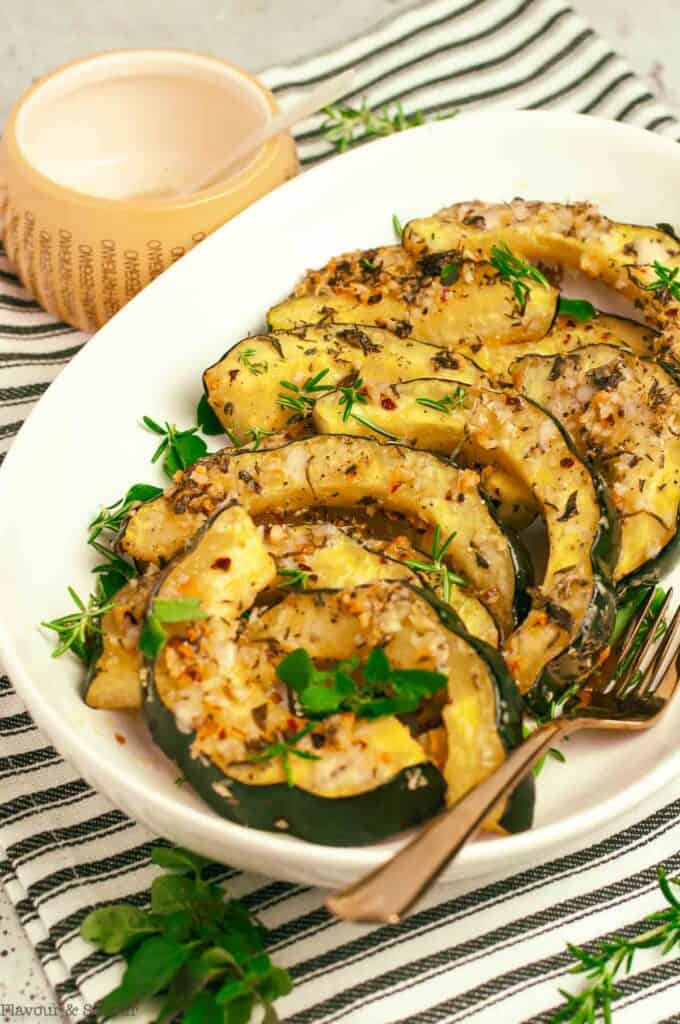 Garlic Parmesan-Crusted Roasted Acorn Squash - Flavour and Savour