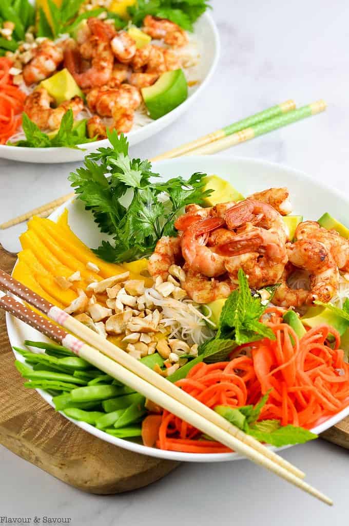 Vietnamese Prawn (Shrimp) Noodle Bowl - Flavour and Savour