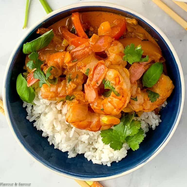 Easy Thai Red Curry with Shrimp - Flavour and Savour