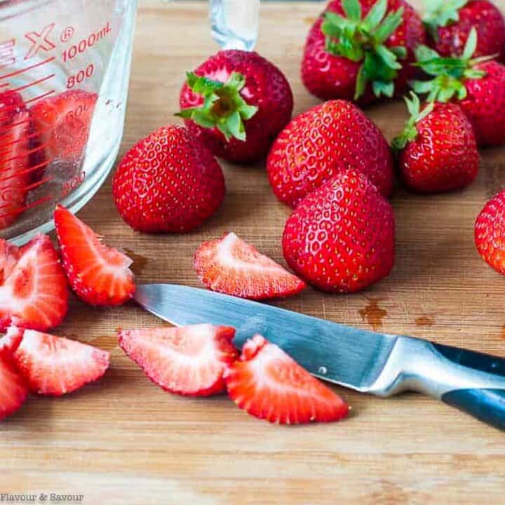 Strawberry Spinach Salad with Strawberry Dressing - Flavour and Savour