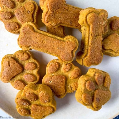 Pumpkin Peanut Butter Dog Treats (3 Ingredients/No Bake) - Eat the